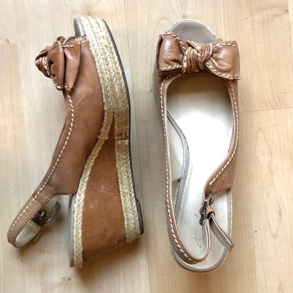 Quality Leather Franco Sarto Platform Bow Sandals